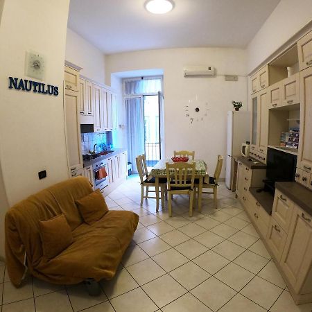 Nautilus Apartment Neapol Zewnętrze zdjęcie