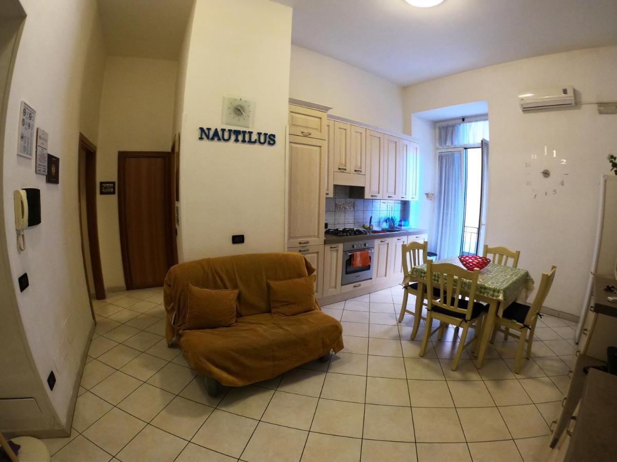 Nautilus Apartment Neapol Zewnętrze zdjęcie